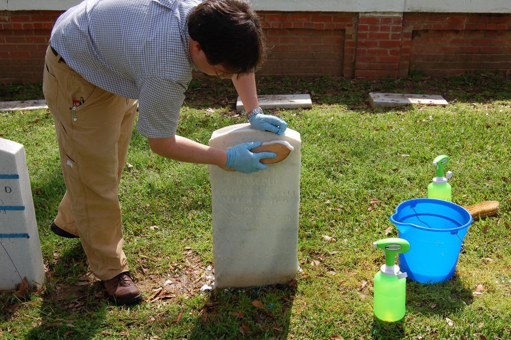 Headstone Cleaner For Graves Set Ventura CA 93005